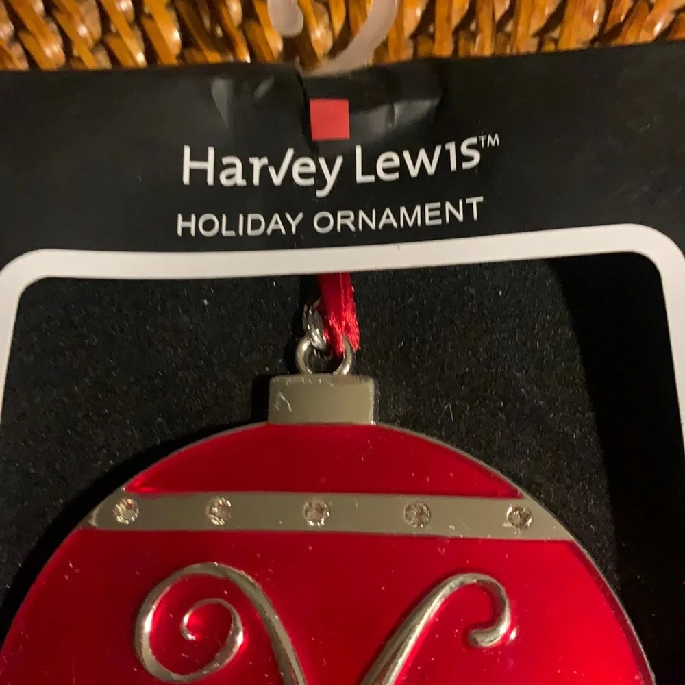 🌸 $3 if bundled Harvey Lewis Swarovski Crystal Holiday Ornament Letter X NWT